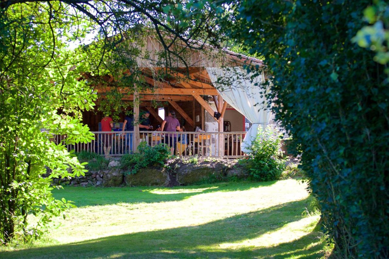 Camping De La Chagnee Saint-Aubin-le-Cloud Kültér fotó