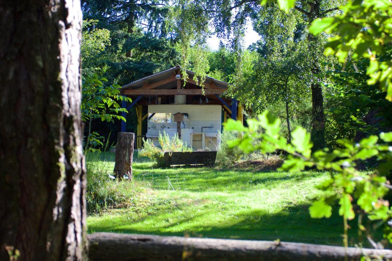 Camping De La Chagnee Saint-Aubin-le-Cloud Kültér fotó